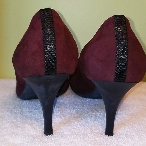 Prada Shoe - Picture 7 of 10